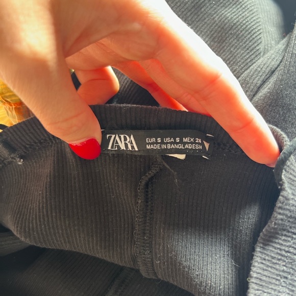 Zara Ribbed Romper - Picture 2 of 4